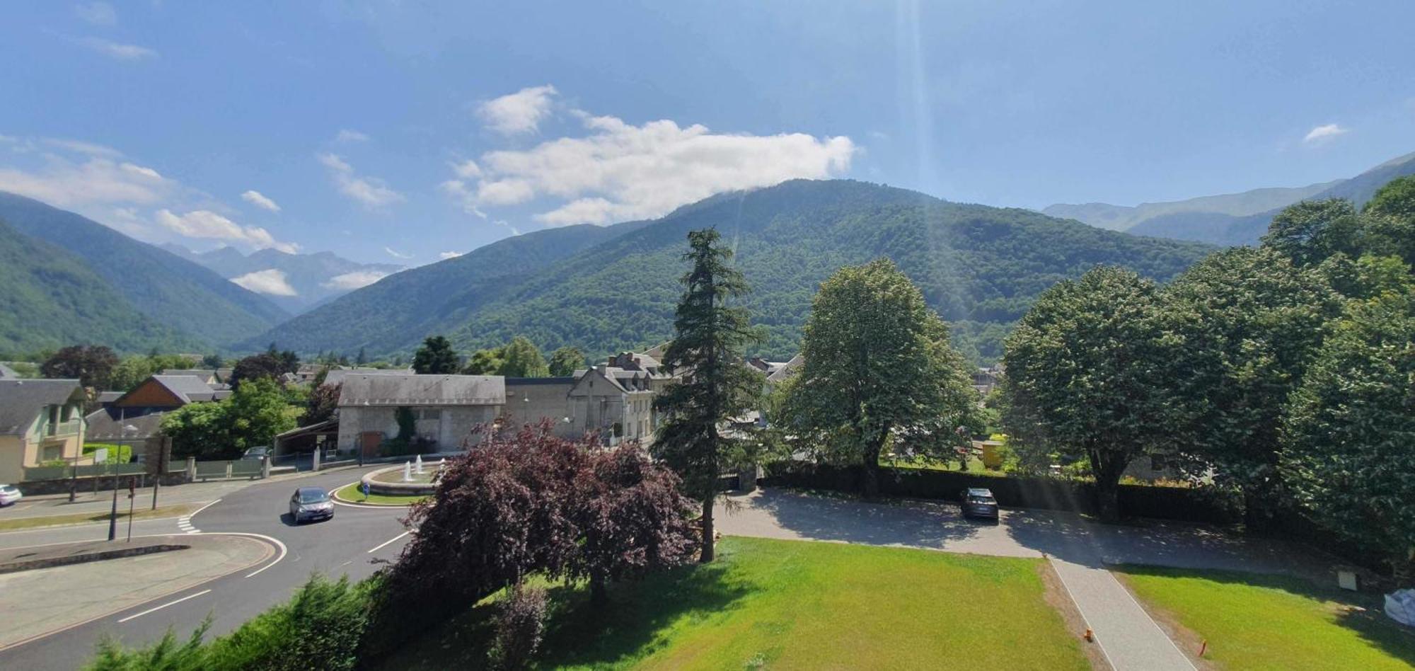 Maison De La Lionne Bagneres-de-Luchon Exterior photo